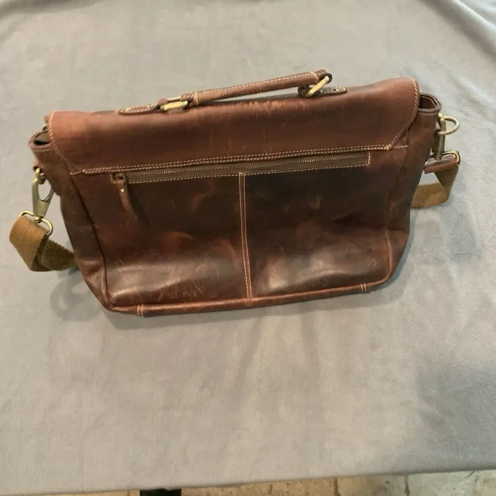 Aaron Leather Goods Genuine Leather Crossbody Bag Office Messenger Laptop